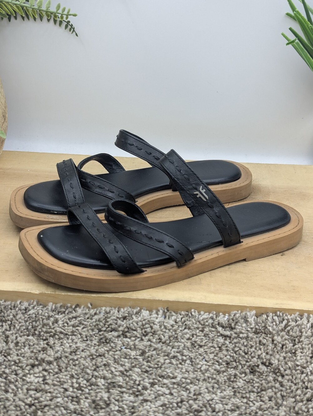 Frye Women's Faye Strappy Slide Leather Sandals Women's Size 5.5/6 (36) Casual